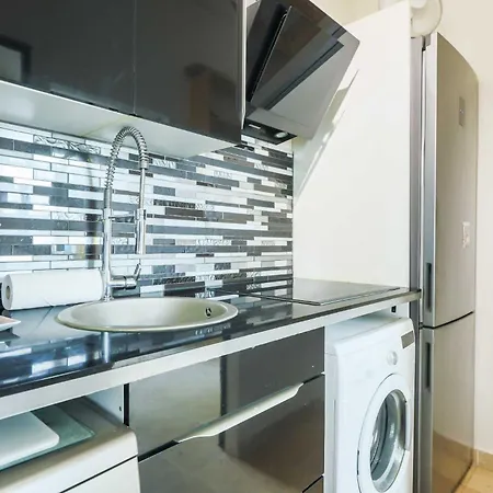 Διαμέρισμα Magnificent - 1br- 3p - Μονρούζ